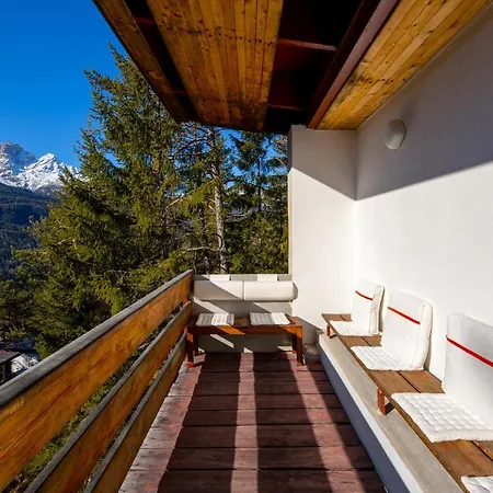 Chalet Dolomiti 430 木屋 *